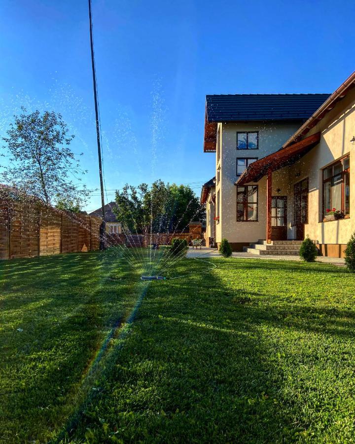 Racul Famives Vendeghaz B&B 외부 사진