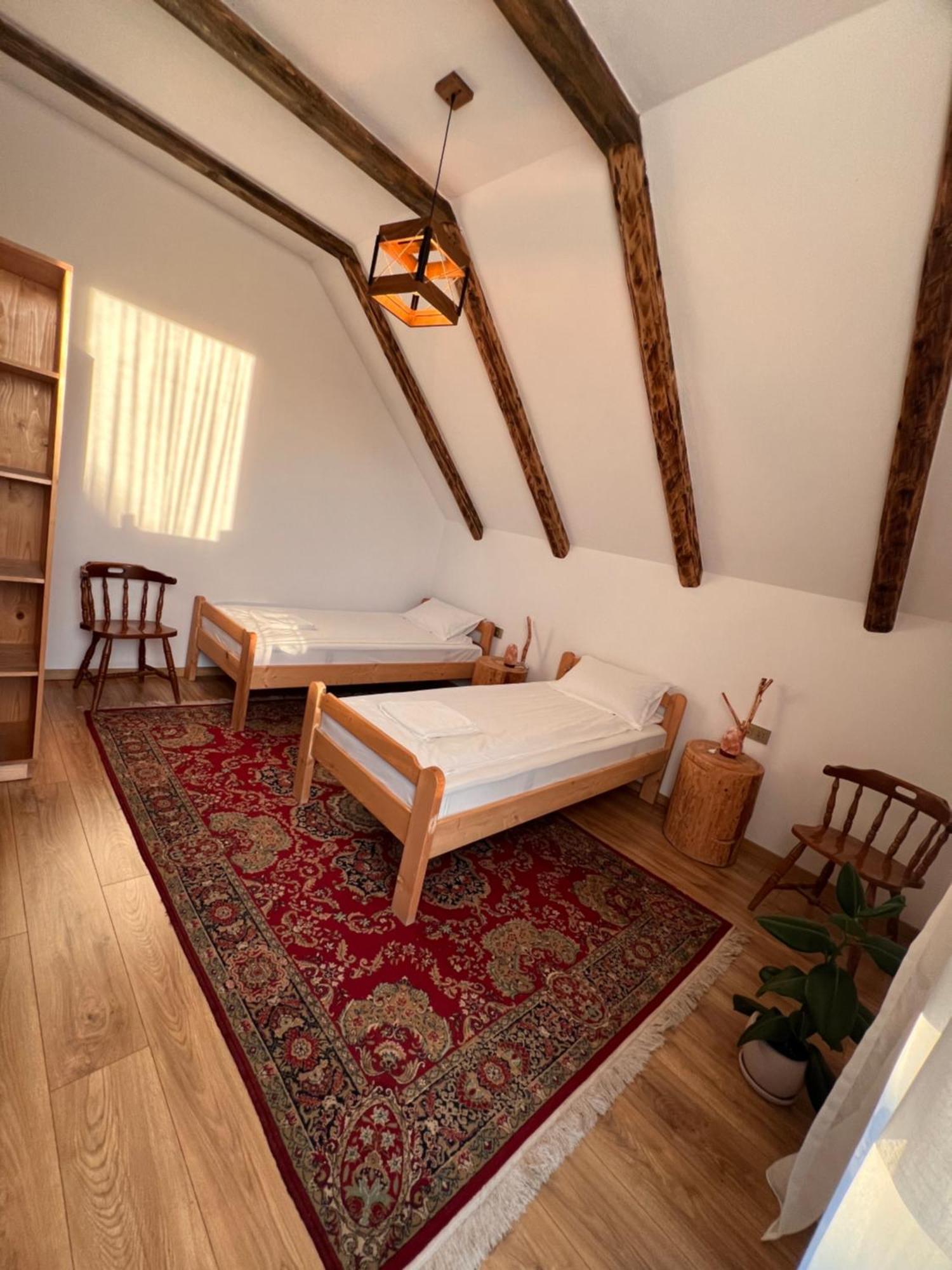 Racul Famives Vendeghaz B&B 외부 사진
