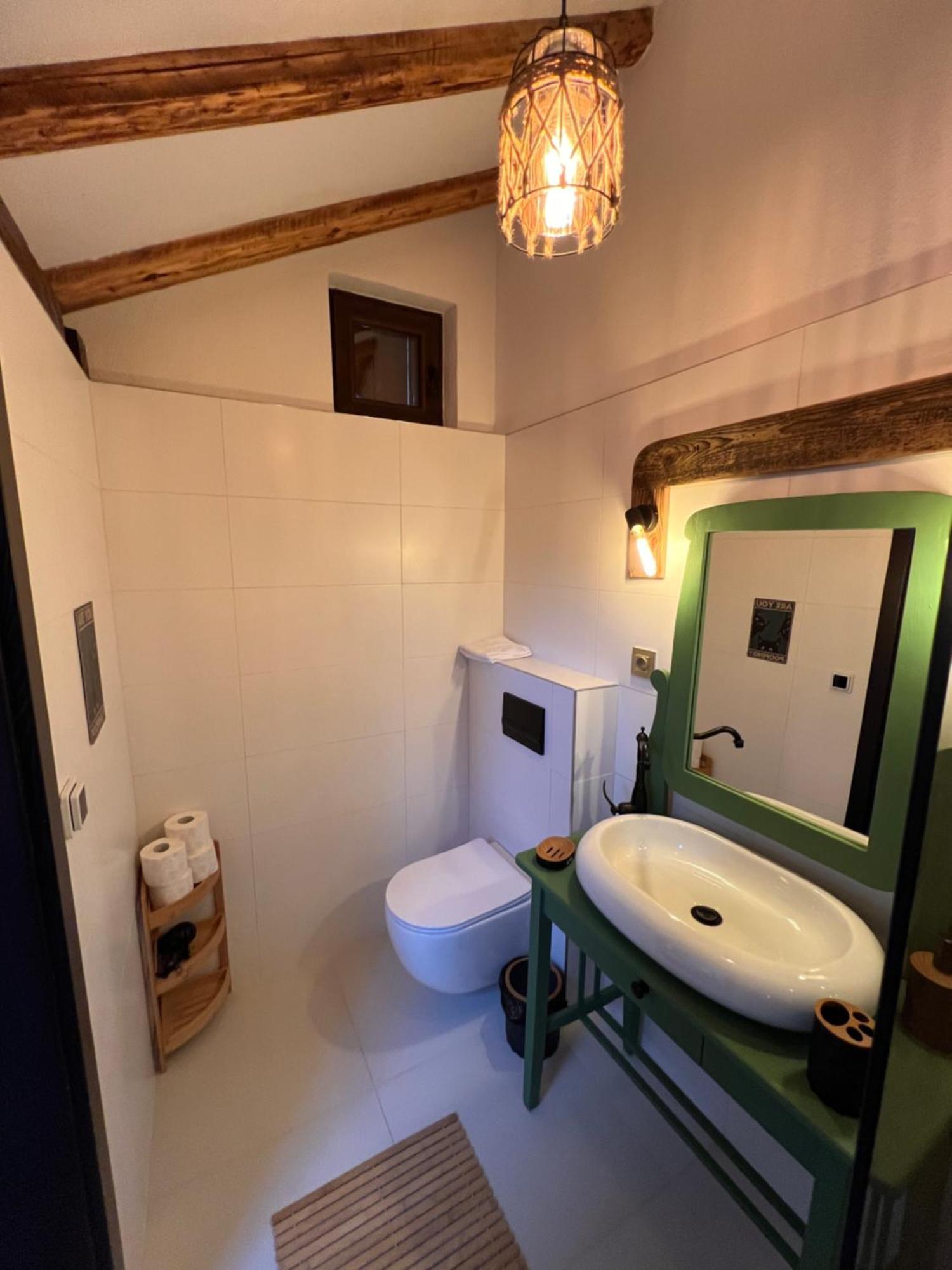 Racul Famives Vendeghaz B&B 외부 사진
